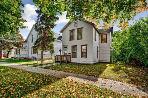 1023 N Broad St, Mankato, MN 56001