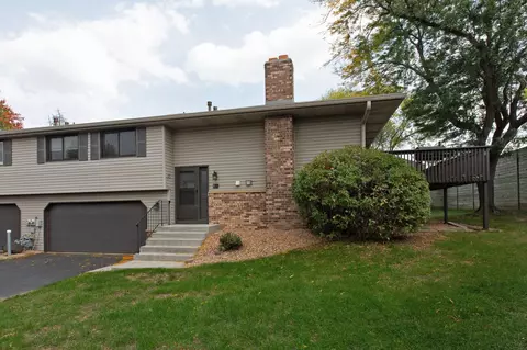 633 E 145th St, Burnsville, MN 55337