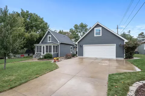 511 Myrtle St, Hudson, WI 54016