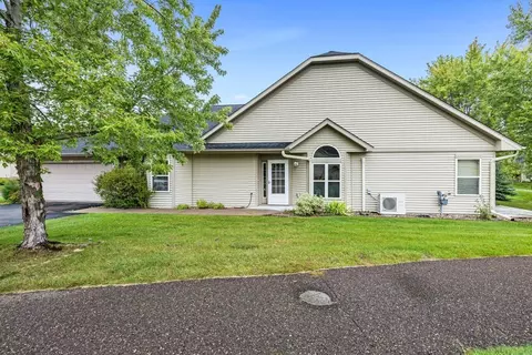 700 Leroy Ln #35, River Falls, WI 54022