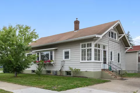 221 Kingwood St, Brainerd, MN 56401