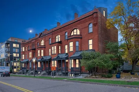 228 Exchange St S #C, Saint Paul, MN 55102