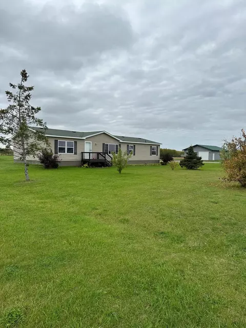 631 County Rd 1 SW, Baudette, MN 56623