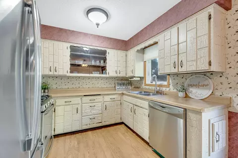 11108 Gettysburg Ave N, Champlin, MN 55316 photo 9