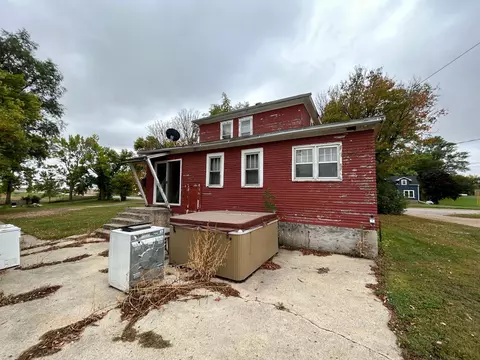 113 S Main St, Saint Leo, MN 56264 photo 7