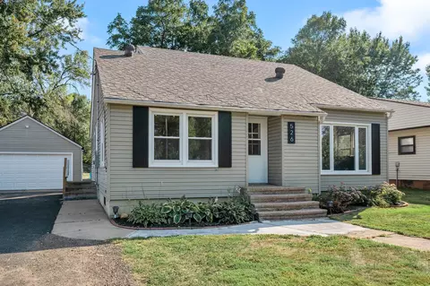526 E 2nd St, New Richmond, WI 54017