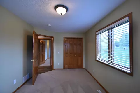 643 Sandy Ct, Wanamingo, MN 55983 photo 18