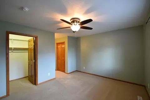 643 Sandy Ct, Wanamingo, MN 55983 photo 15