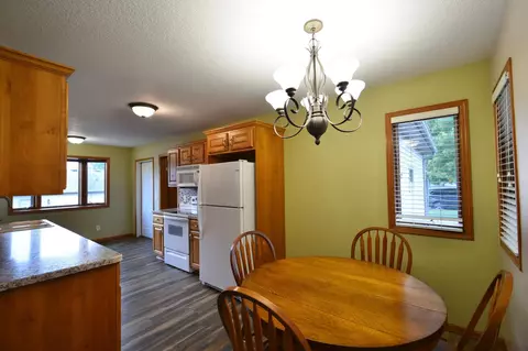 643 Sandy Ct, Wanamingo, MN 55983 photo 6