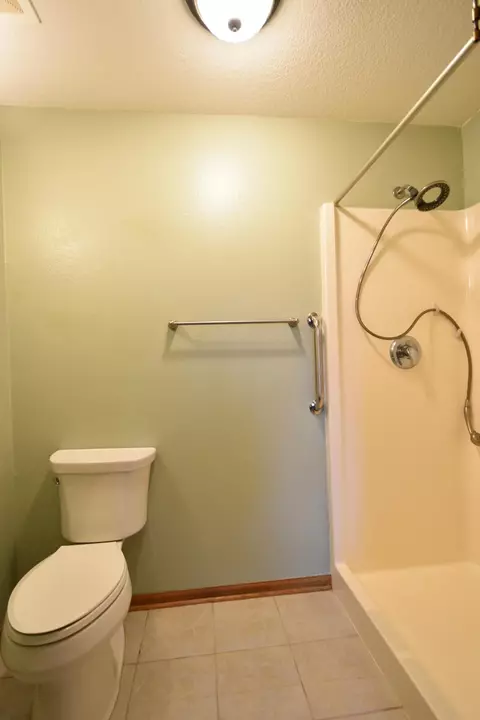 643 Sandy Ct, Wanamingo, MN 55983 photo 20
