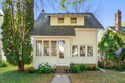 1966 Ashland Ave, Saint Paul, MN 55104