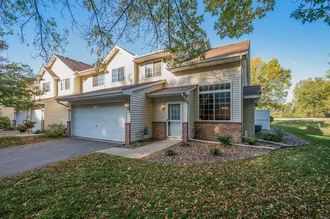 20503 Erin Ct, Farmington, MN 55024
