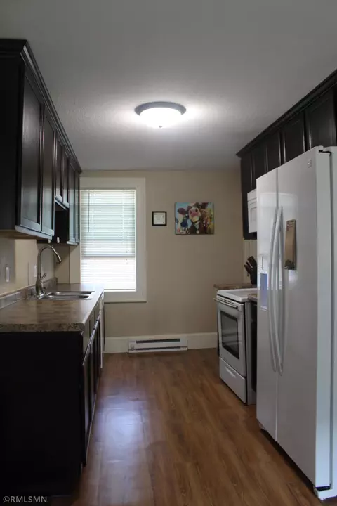 512 Syndicate St, Jordan, MN 55352 photo 5