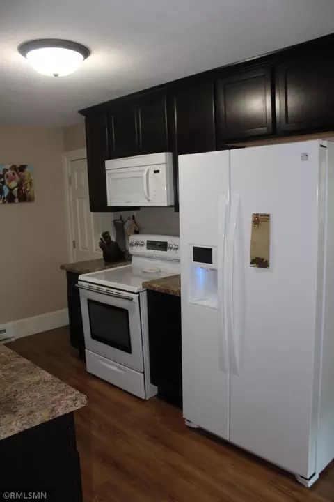 512 Syndicate St, Jordan, MN 55352 photo 4