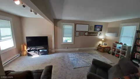 512 Syndicate St, Jordan, MN 55352 photo 8