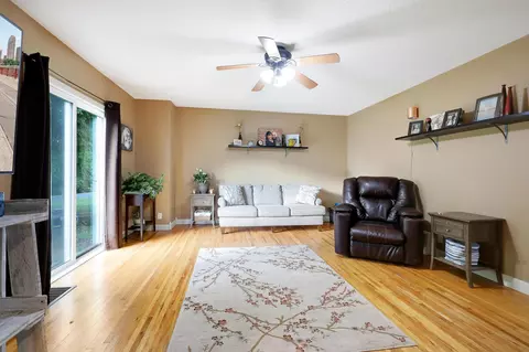813 Central Ave S, New Prague, MN 56071