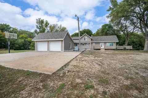Exterior - 1619 260th Ave, Granada, MN 56039 photo 10 of 15
