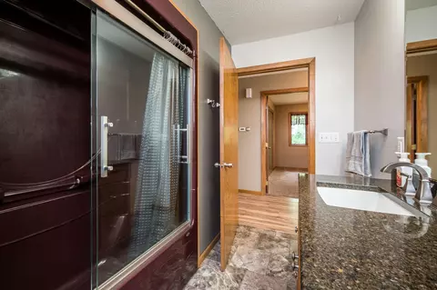 Bath - 1619 260th Ave, Granada, MN 56039 photo 2 of 4