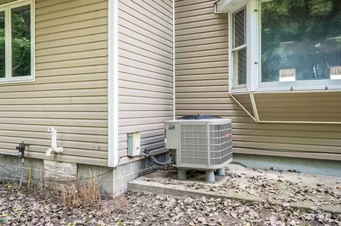 Exterior - 1619 260th Ave, Granada, MN 56039 photo 7 of 15