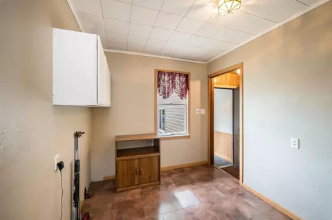 Bath - 1619 260th Ave, Granada, MN 56039 photo 3 of 4