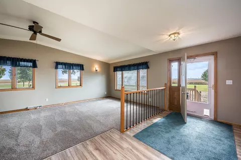 Entry Way - 1619 260th Ave, Granada, MN 56039 photo 1 of 3