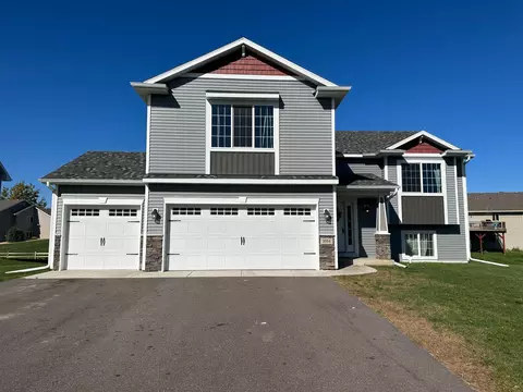 1004 Bay Cir S, Annandale, MN 55302