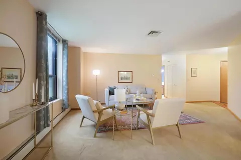 6615 Lake Shore Dr S #117, Richfield, MN 55423