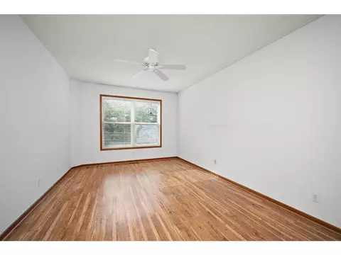 1668 Oakbrooke Way, Eagan, MN 55122 photo 13