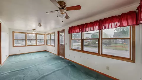 345 2nd Ave NE, Plainview, MN 55964 photo 11