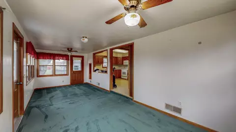 345 2nd Ave NE, Plainview, MN 55964 photo 12