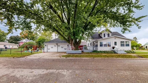 345 2nd Ave NE, Plainview, MN 55964 photo 5