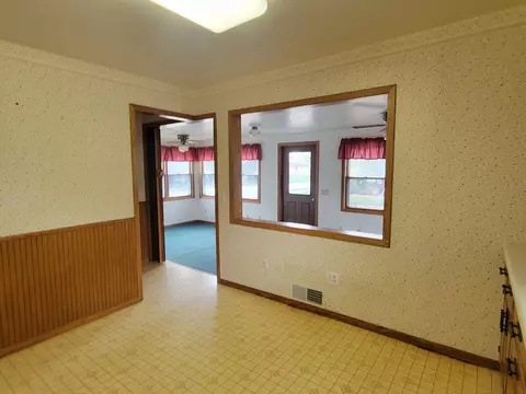 345 2nd Ave NE, Plainview, MN 55964 photo 13