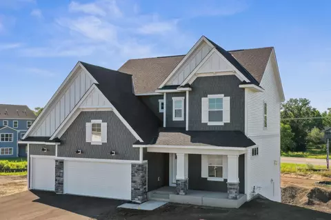 8030 Hazelwood Ct, Lino Lakes, MN 55014