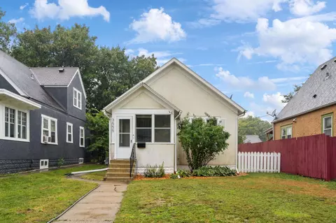 3555 Oliver Ave N, Minneapolis, MN 55412