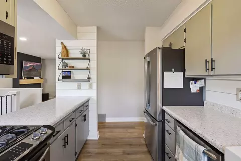1772 Turquoise Trl, Eagan, MN 55122 photo 12
