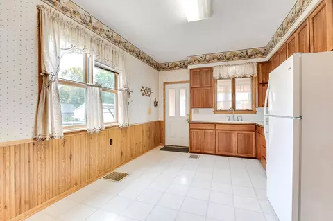 215 1st St S, Nerstrand, MN 55053 photo 7