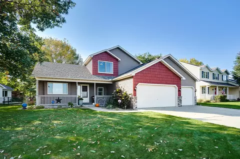 558 Tuttle Dr, Hastings, MN 55033