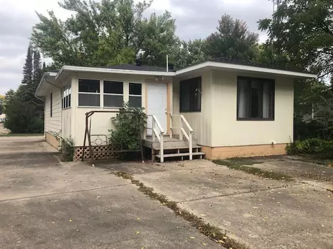 408 3rd Ave NE, Waseca, MN 56093 photo 2
