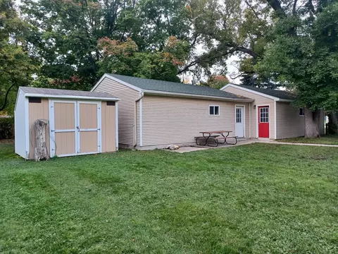 401 W 10th St, Morris, MN 56267 photo 3