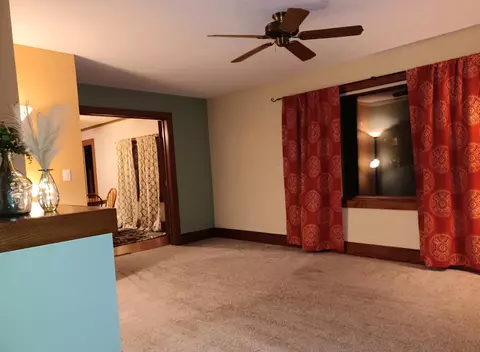 401 W 10th St, Morris, MN 56267 photo 9