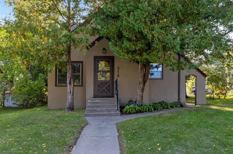 316 SW 4th St, Brainerd, MN 56401