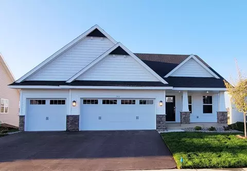 1913 Arbor Ln, Carver, MN 55315