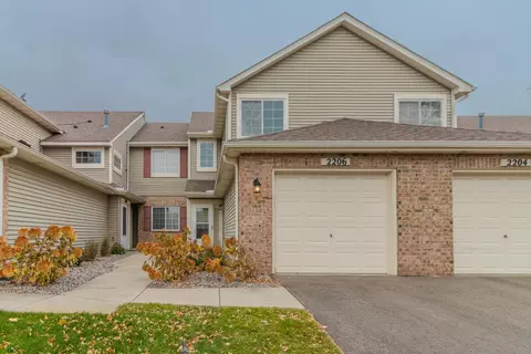 2206 Water Lilly Ln #704, Eagan, MN 55122