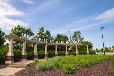 11006 Ithaca Ln N, Maple Grove, MN 55369 photo 37