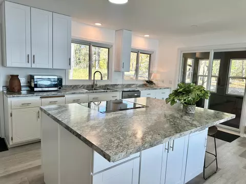 Kitchen - 775 County 11 NW, Hackensack, MN 56452 photo 8 of 9