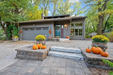 61 Southwood Dr, Fairmont, MN 56031