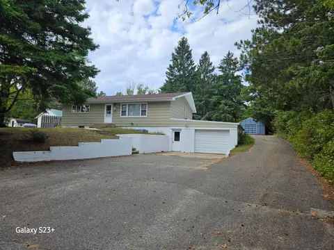 309 3rd Ave, Nevis, MN 56467