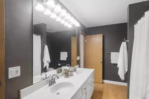 15865 Griffon Path, Apple Valley, MN 55124 photo 11