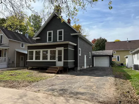 509 7th St NW, Austin, MN 55912