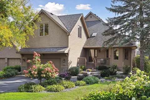 4752 Bouleau Rd, White Bear Lake, MN 55110